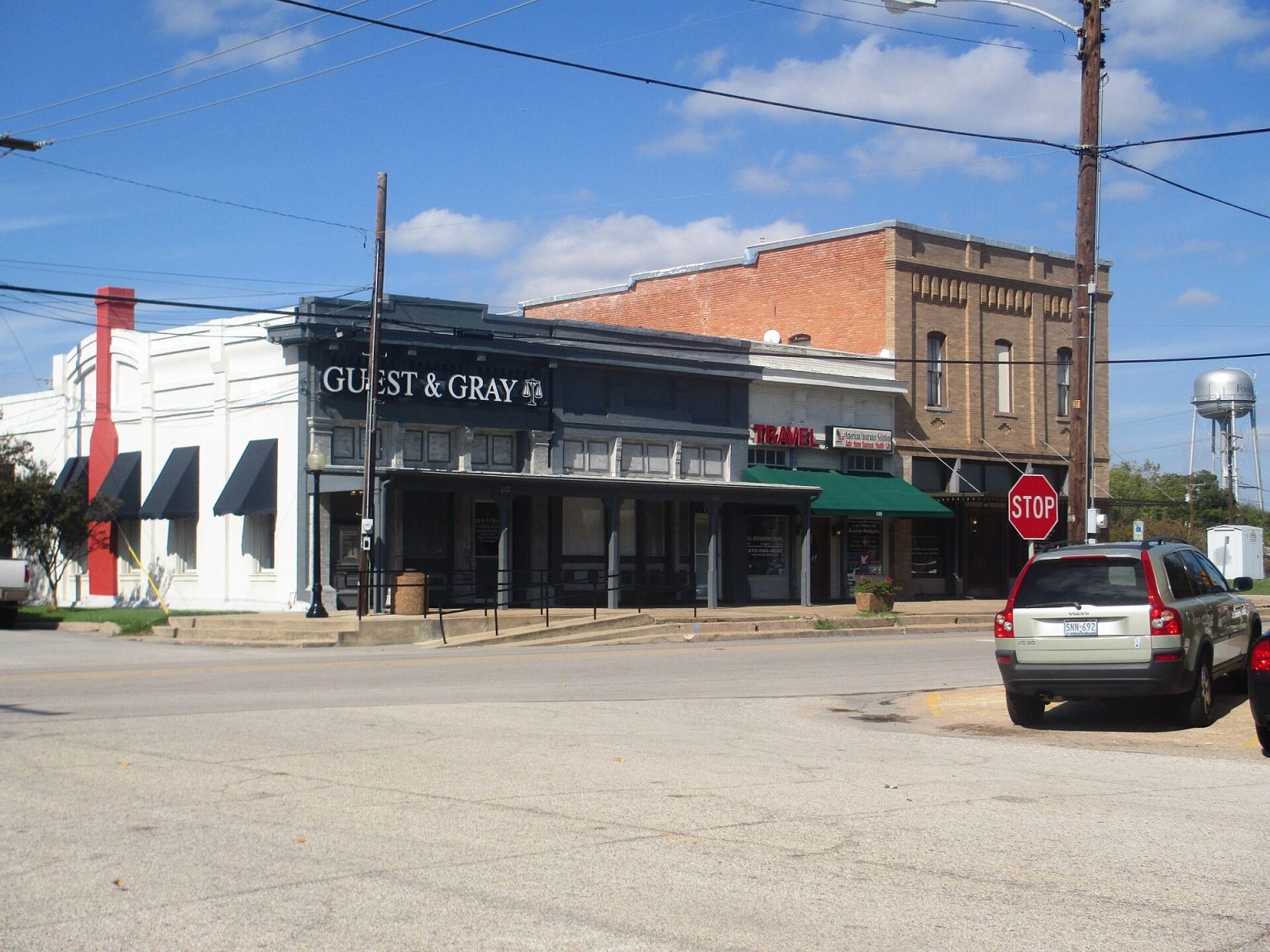 Esquina en el centro de Forney, Texas