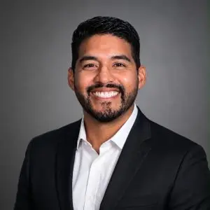 Portrait of Ricardo Sanchez, loan officer at GENTEC Mortgage